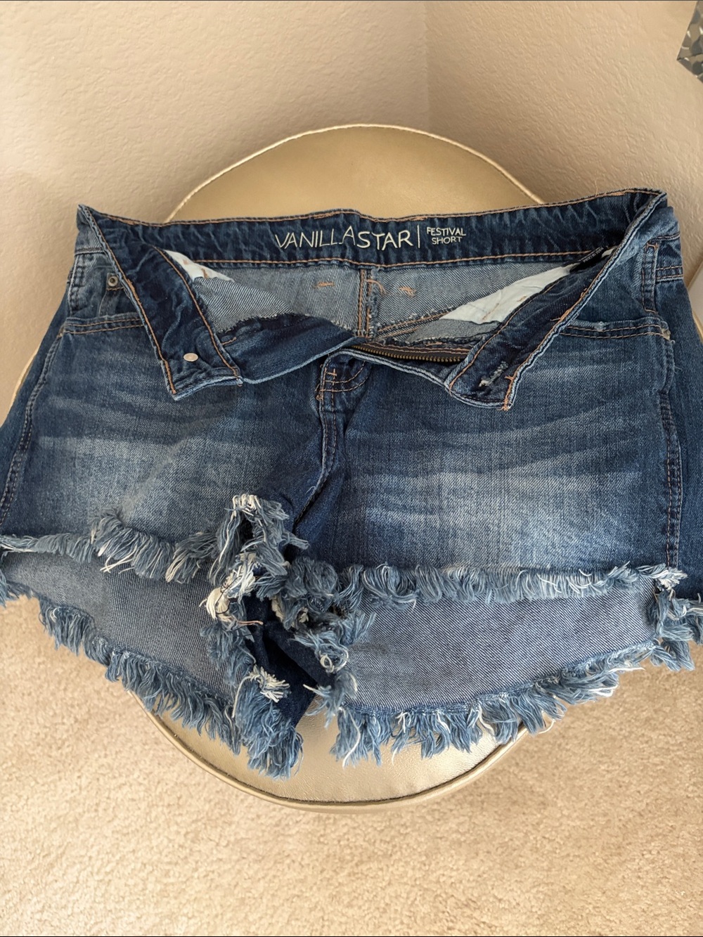 Vanilla Star Frayed Hem Distressed Denim Shorts - Blue